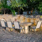 Mylos Mani Villa *